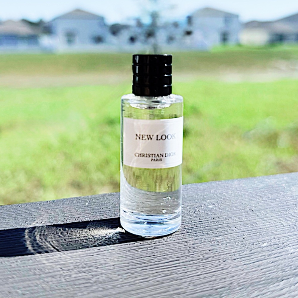MINIATURE- NEW LOOKK- CHRISTIAN DIOR